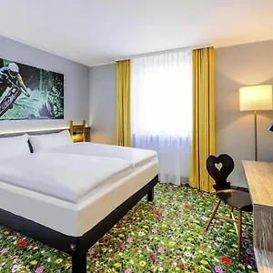 Felix Hotel